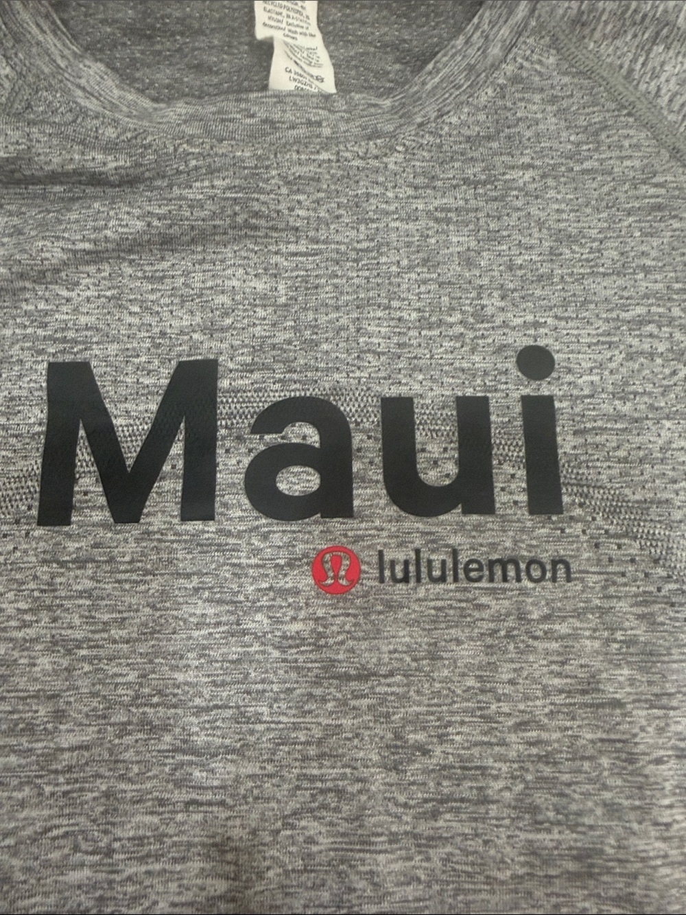 lululemon athletica Gray Maui Short Sleeve Crop Top - Picture 2 of 6
